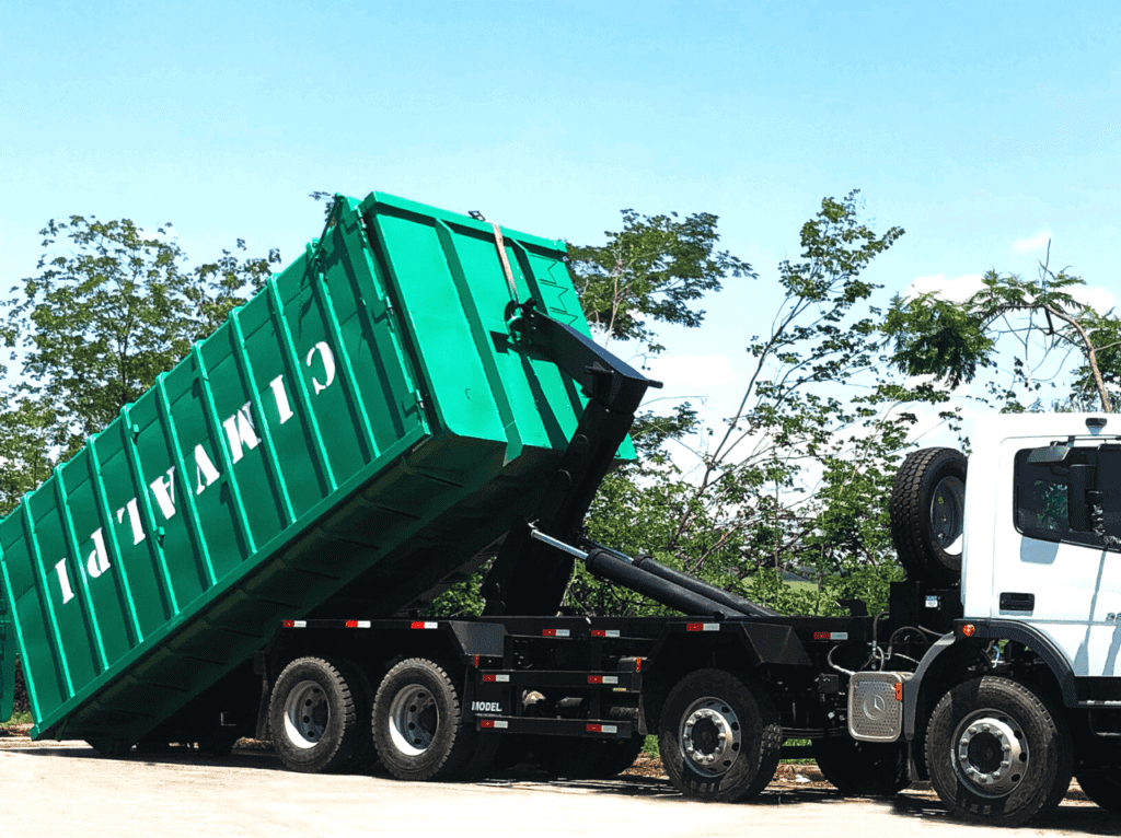 equipamento-roll-on-roll-off-alongado